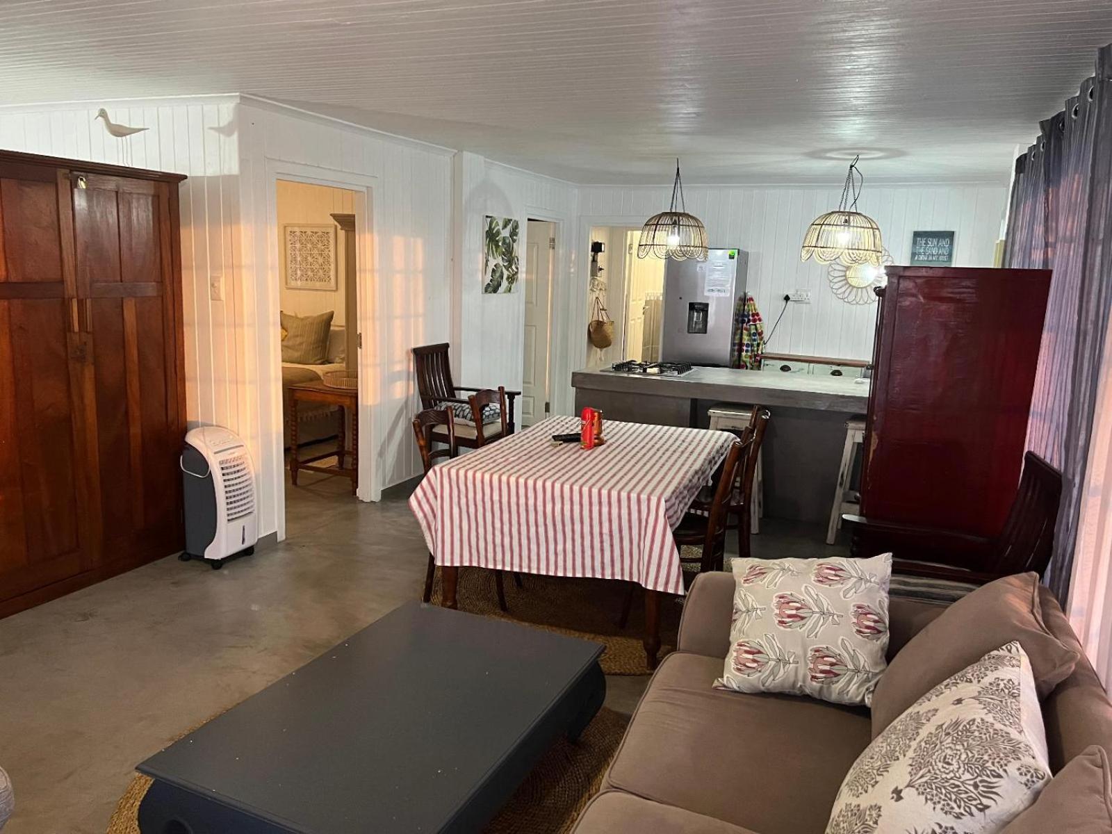 Linga Futhi Beach Cottages Port Saint Johnʼs الغرفة الصورة